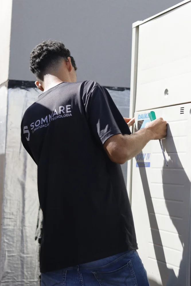 Instalação, Manutenção e Limpeza de Ar Condicionado